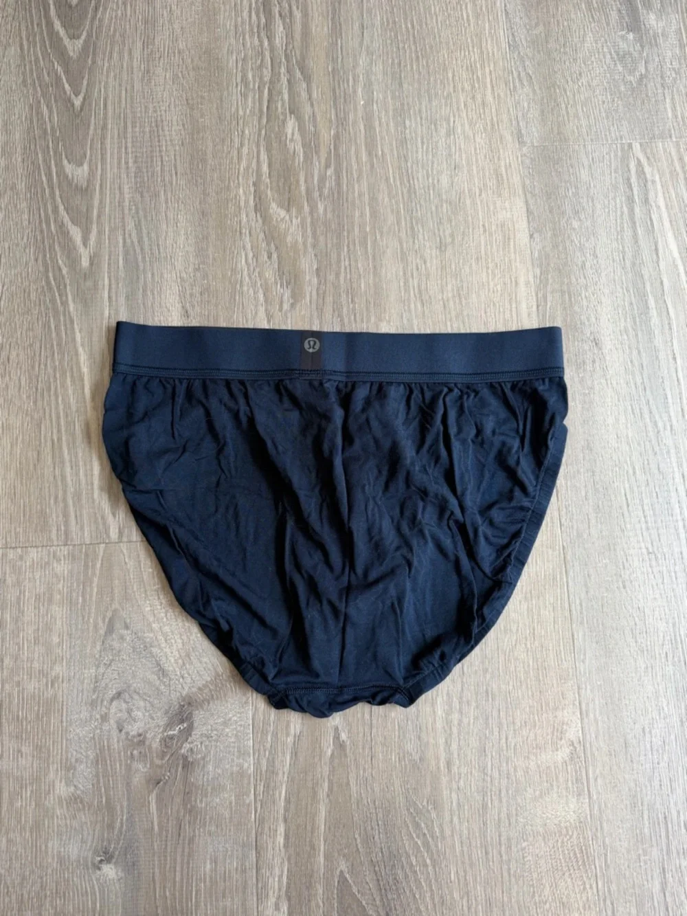Lululemon Briefs - Picture 2 of 3